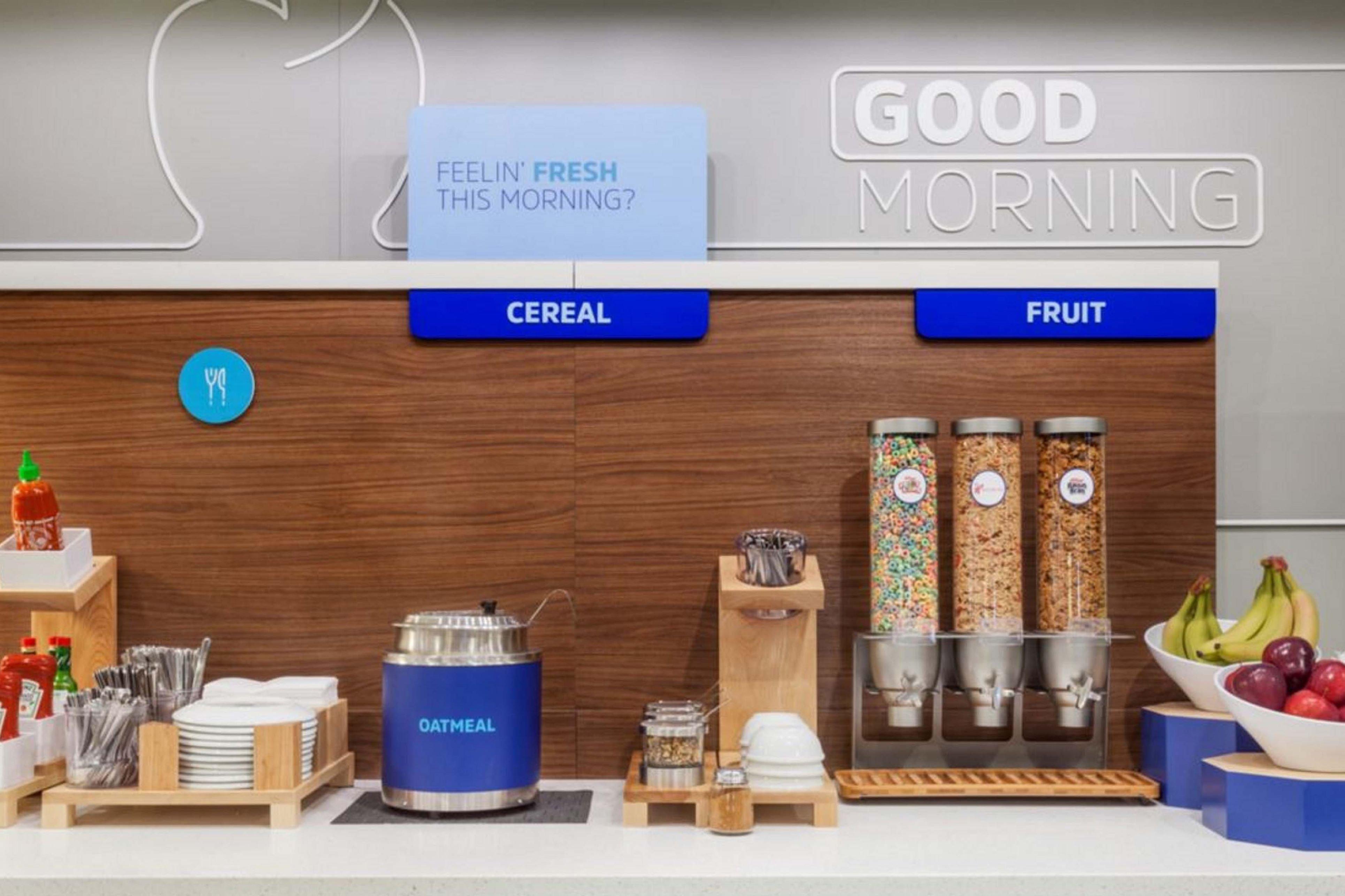 Holiday Inn Express Hotel & Suites Rogers By Ihg Luaran gambar