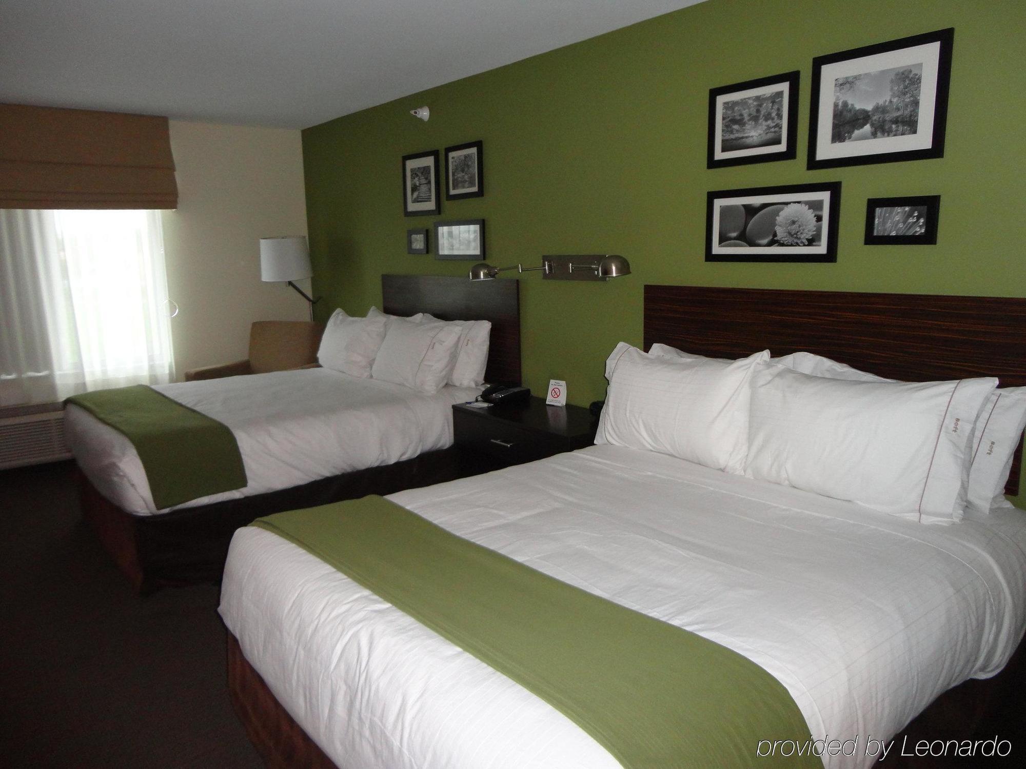 Holiday Inn Express Hotel & Suites Rogers By Ihg Luaran gambar